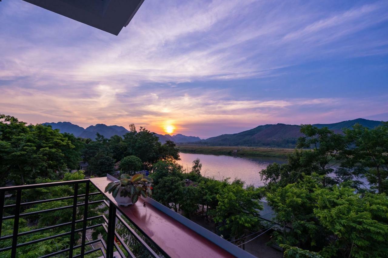 Fami Homestay 퐁냐 외부 사진