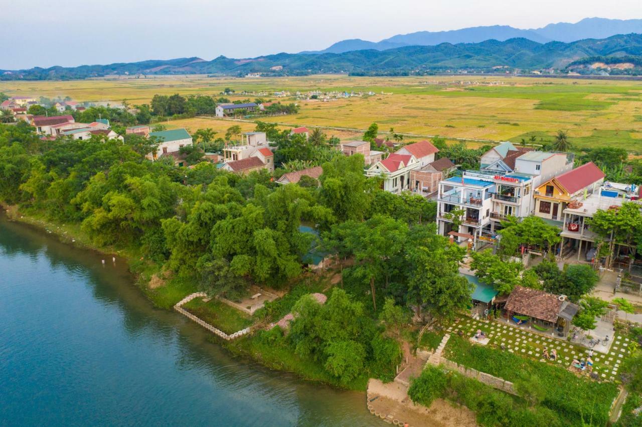 Fami Homestay 퐁냐 외부 사진